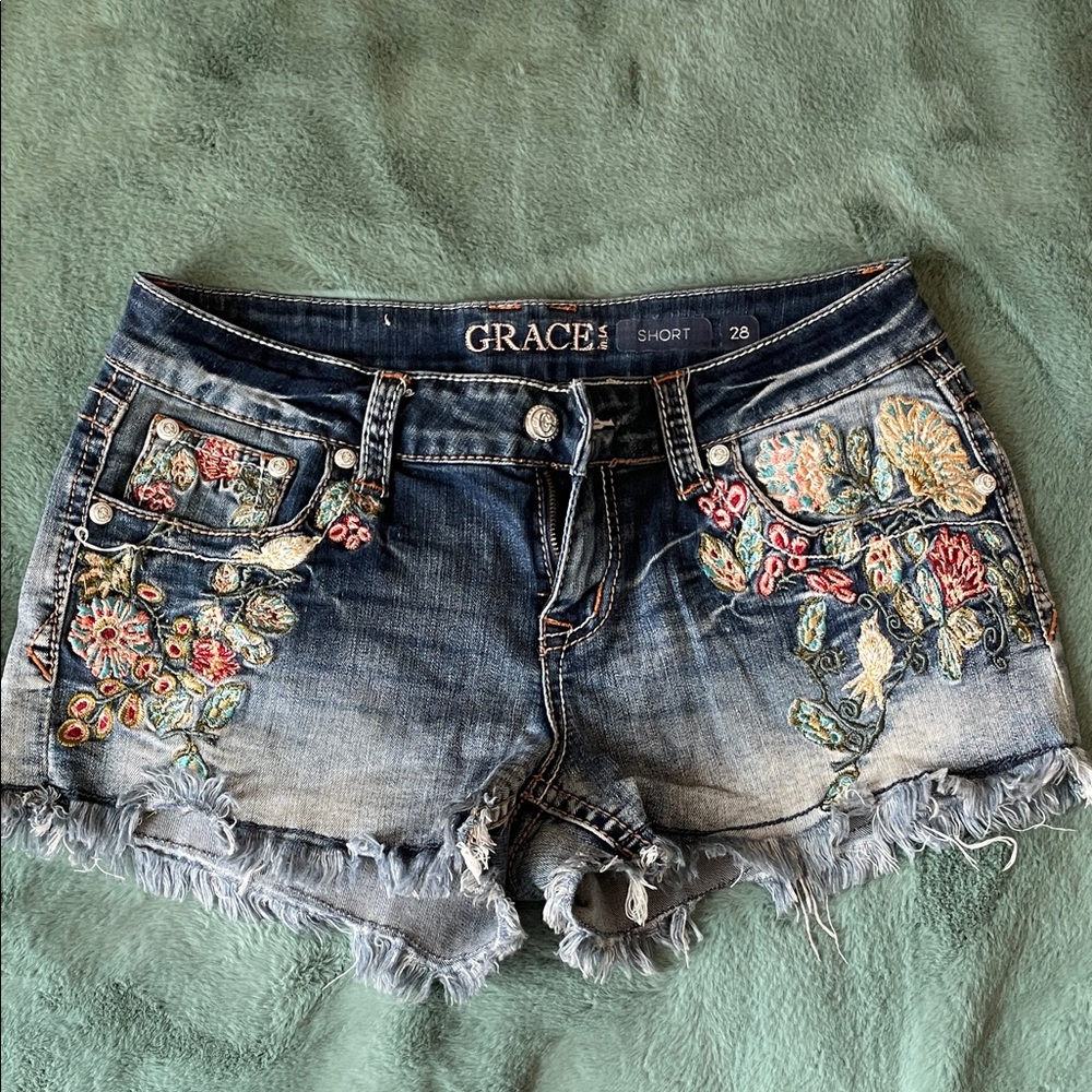 Grace Floral Embroidered Jean Shorts - Blue